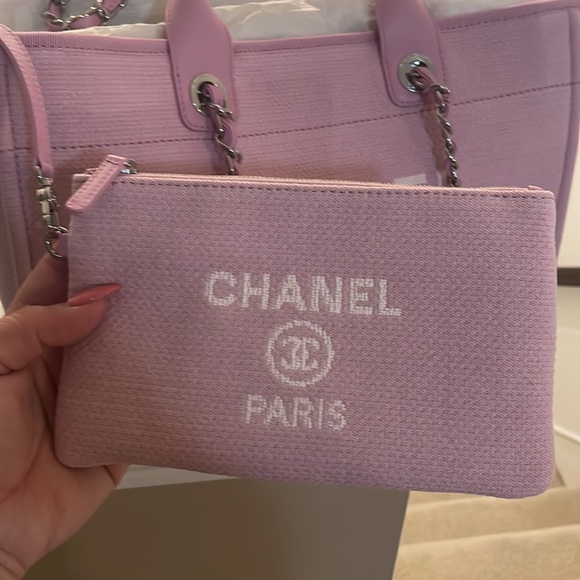 Chanel deauville tote - Picture 3 of 3